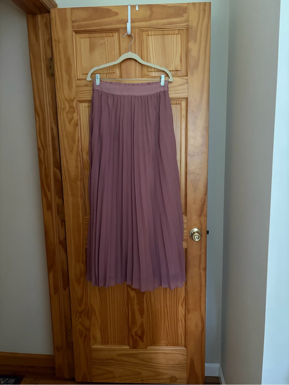 Pleated Midi Skirt in Dusty Mauve Pink